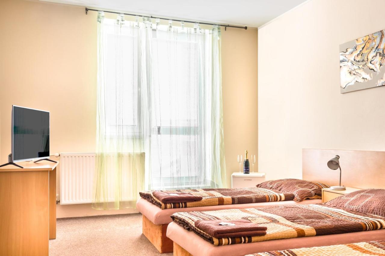Hotel Zannam Μπρνο Εξωτερικό φωτογραφία
