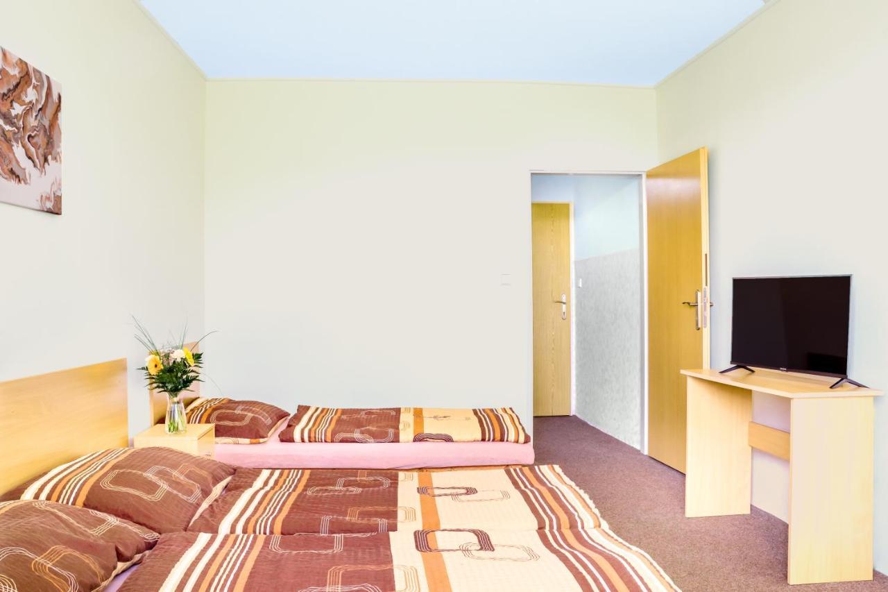 Hotel Zannam Μπρνο Εξωτερικό φωτογραφία